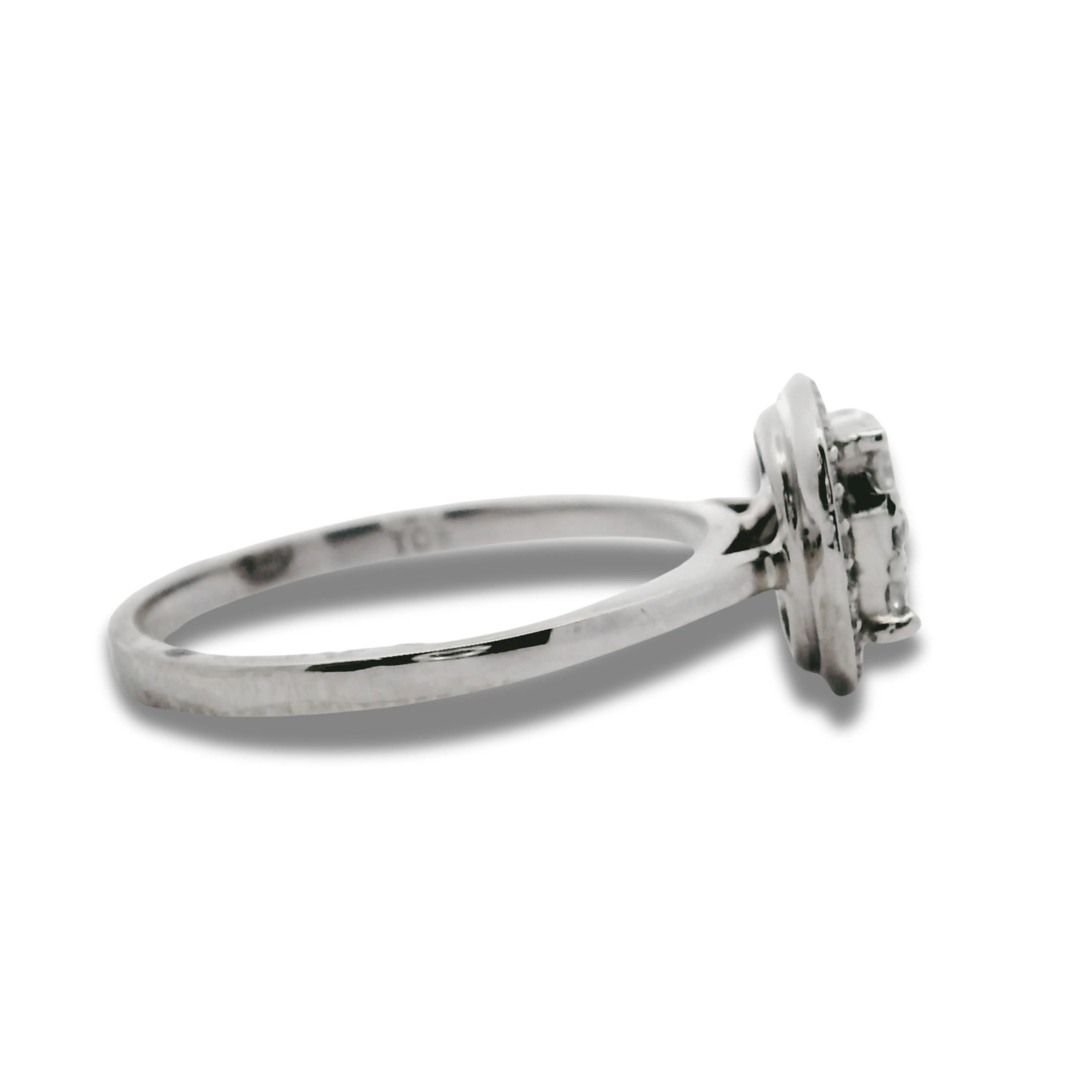18K White Gold Cushion Natural Diamond Stone Engagement Ring