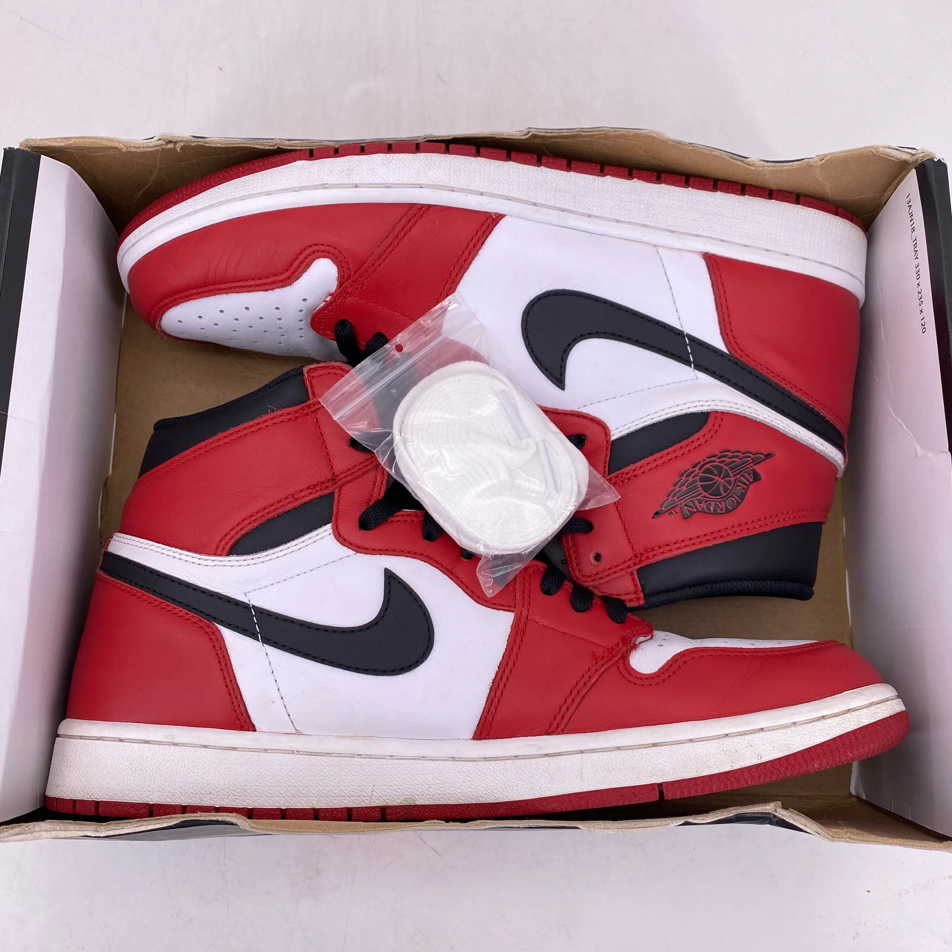 Air Jordan 1 Retro High OG "Chicago" 2015 Used Size 12