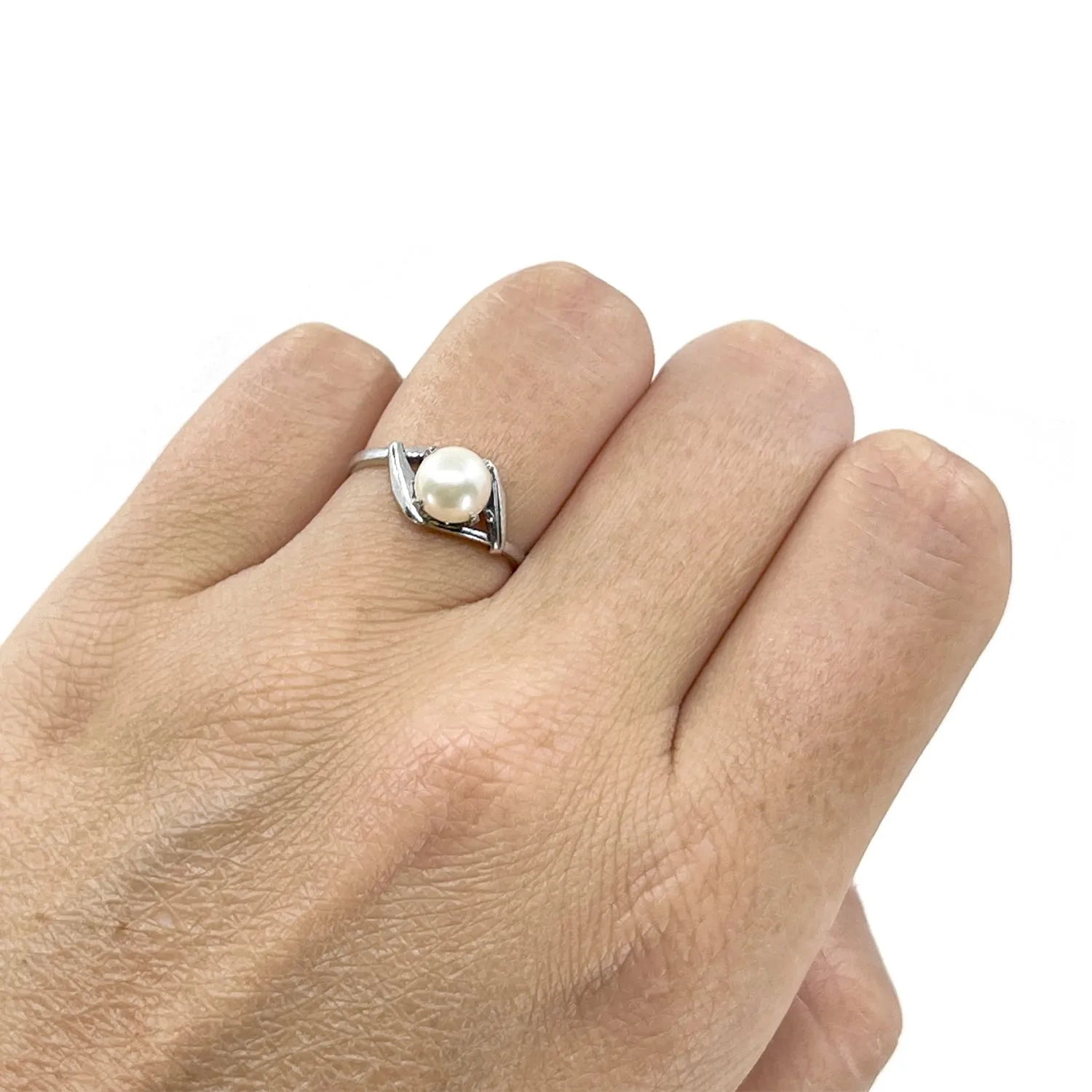 Botanical Leaf Japanese Saltwater Akoya Cultured Pearl Ring- Sterling Silver Sz 6 1/4
