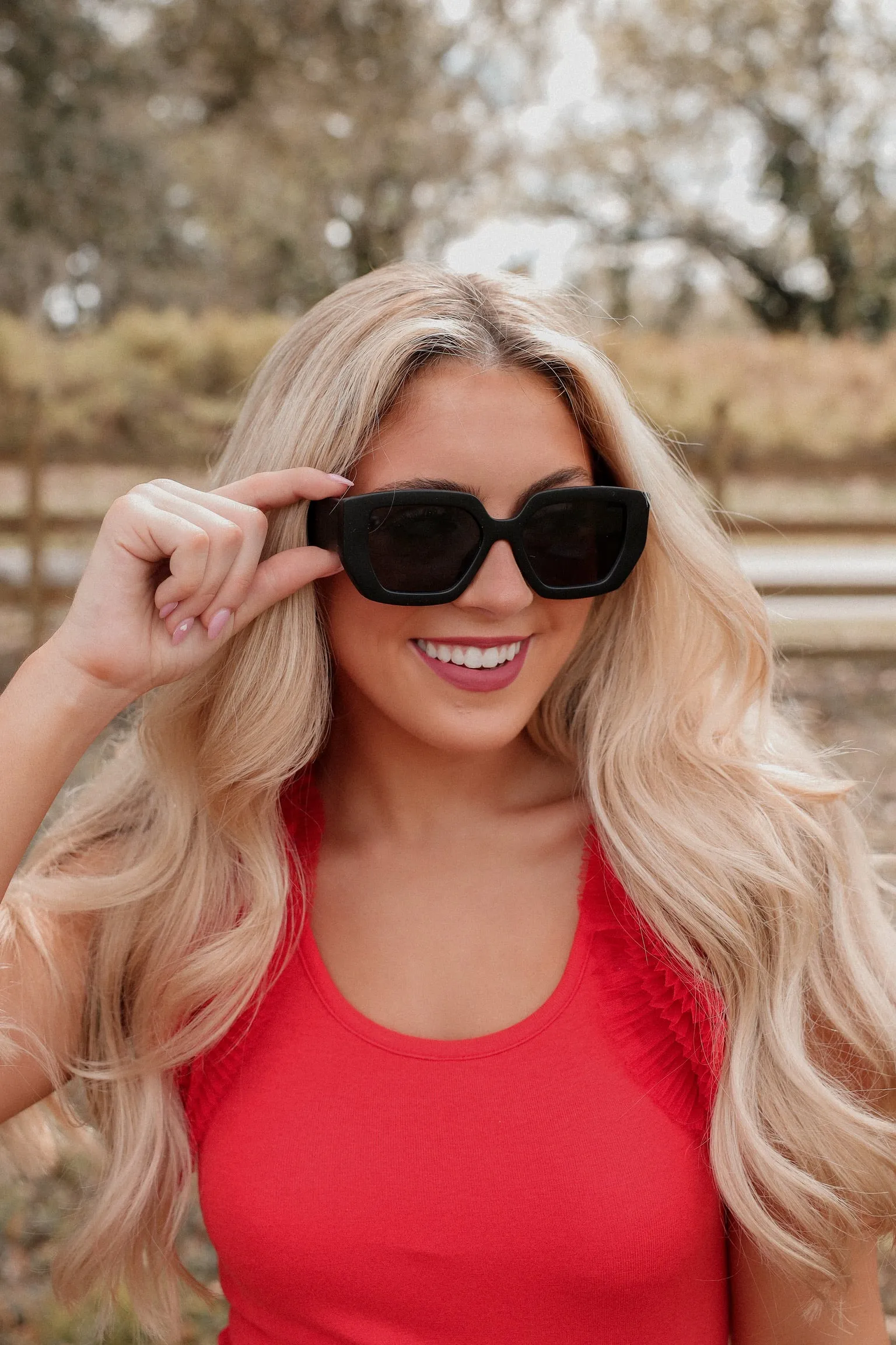 Ellure Oversized Fashion Sunglasses - Matte Black