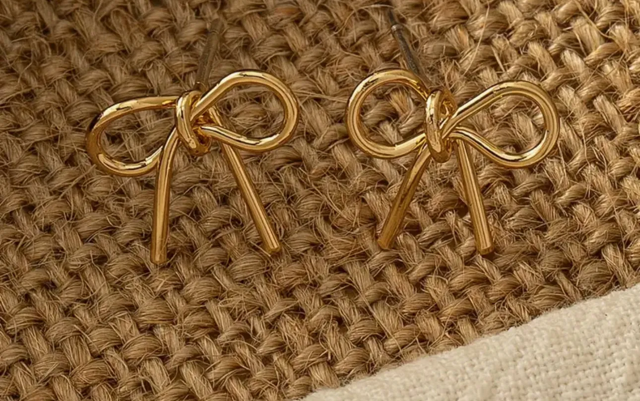 GOLDEN BOWKNOT STUD EARRINGS
