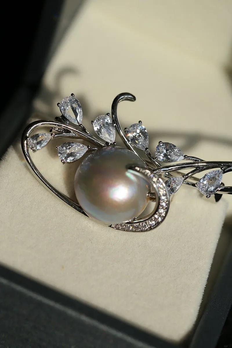 Gray Mabe Pearl Bouquet Brooch Elegant & Timeless Design