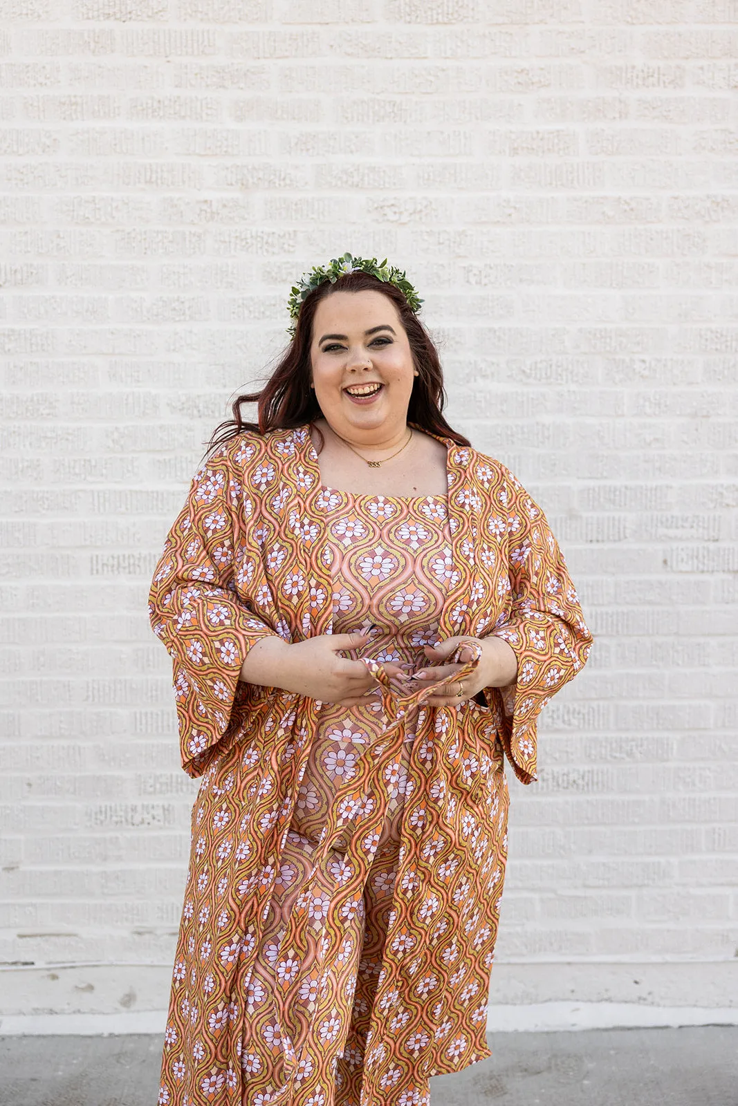 greta cardi duster in stay groovy daisy