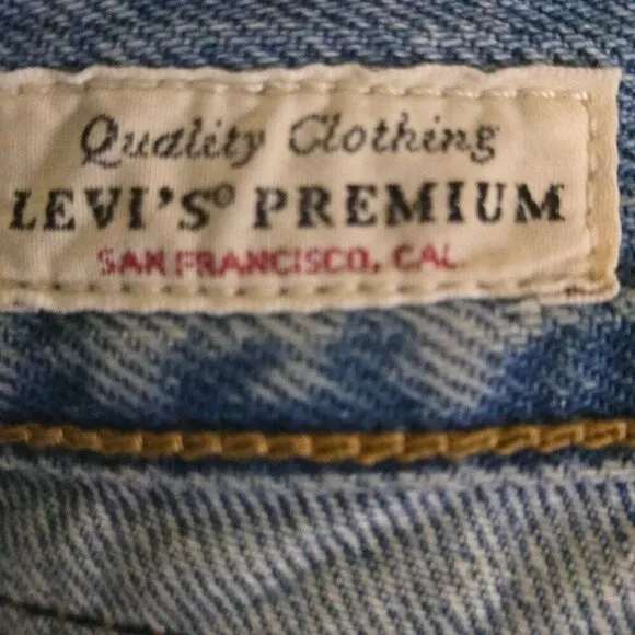 Levi's Wedgie Premium Denim Busted Knees Button Fly 100% Cotton Jeans Size 28