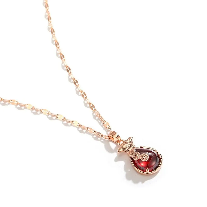 Luxury Red Temperament titanium steel necklace net simple wild pendant Jewelry