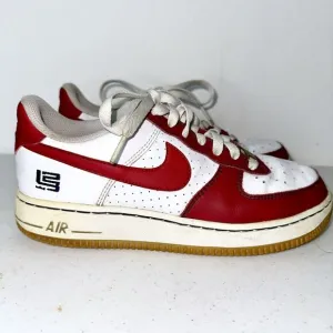 Nike Air Force 1 low LeBron 2009 Sz 5.5 youth Rare Retro Red &amp; White