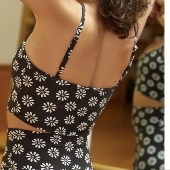 NWT Beach Riot Violet Sport Bra Black Daisy XS Anthropologie Flower Women Top