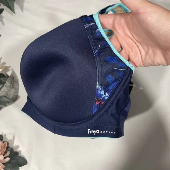 NWT Freya [ 32H US‎ ] Sonic Molded Underwire Sports Bra in Nightshade