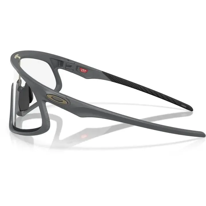 Oakley RSLV Glasses - Matte Carbon/Clear - Black Iridium Photochromic