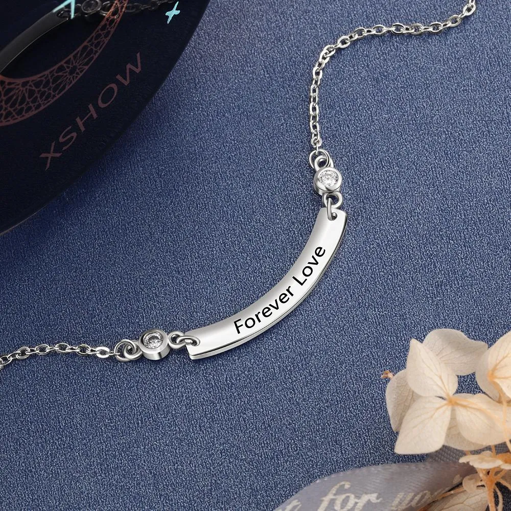 Personalized Stainless Steel Necklace with Customized Engrave Curved Name Bar Pendant, Trendy Gift for Girls