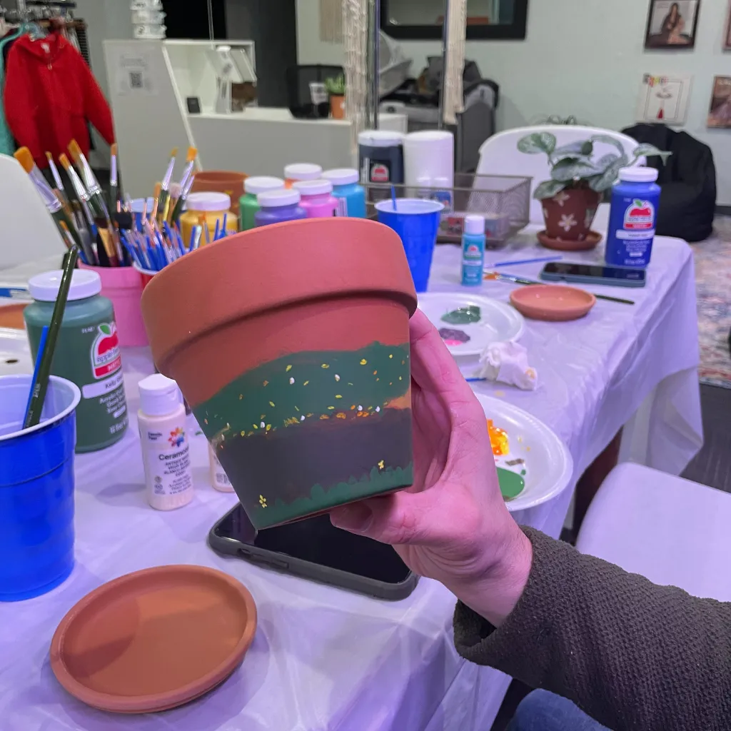 Pot Painting 🎨