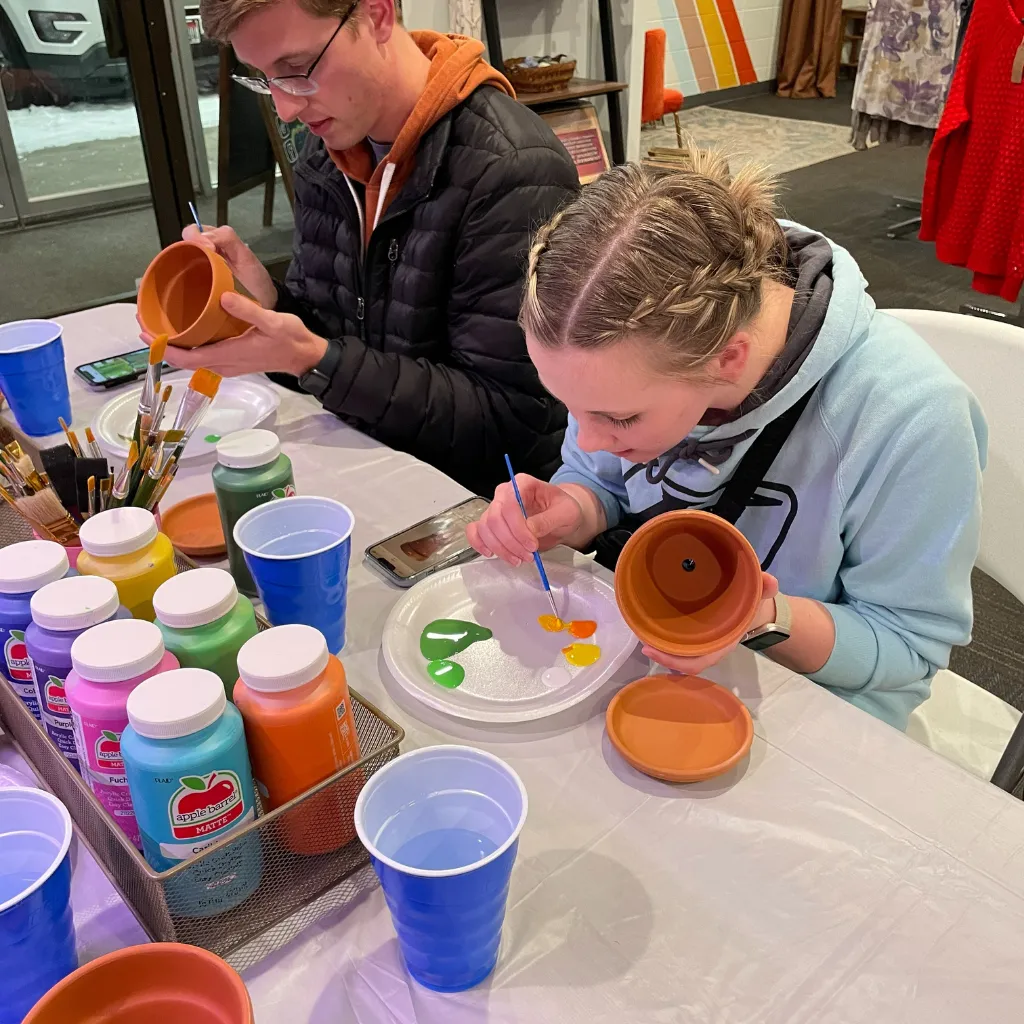 Pot Painting 🎨