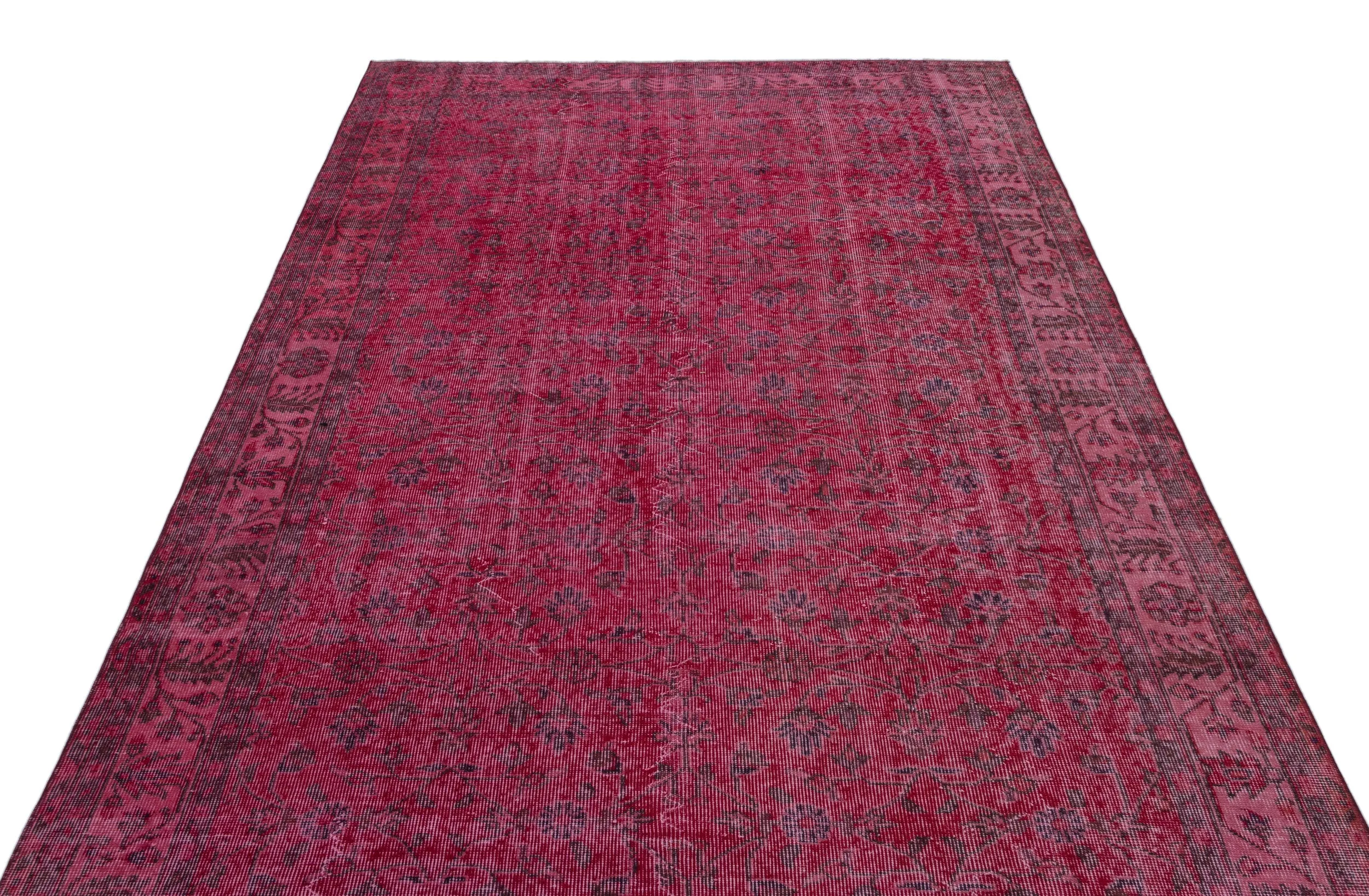 Retro Design Fuchsia Over Dyed Vintage Rug 5'7'' x 9'7'' ft 170 x 291 cm