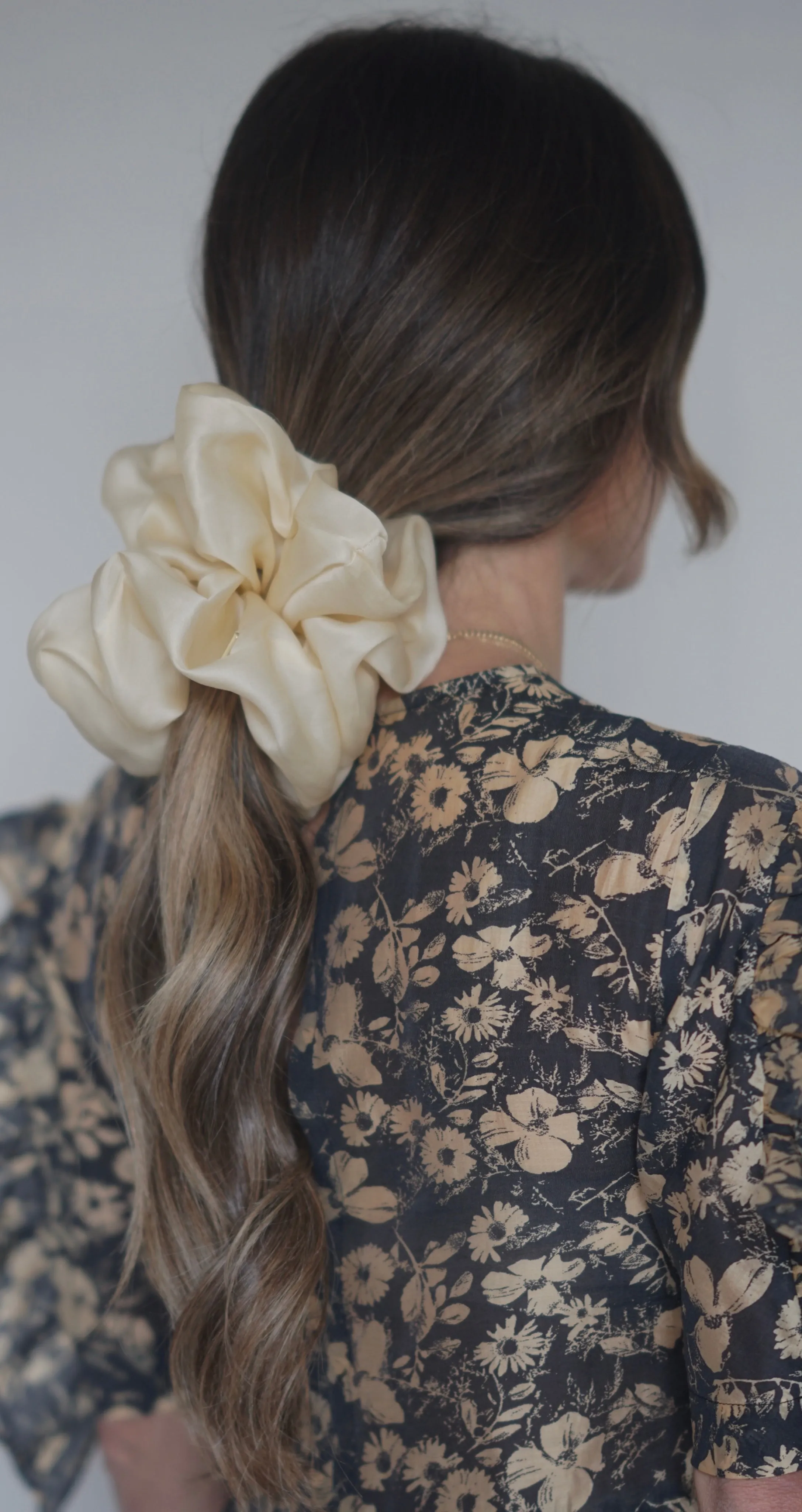 THE ALICE ORGANZA LARGE - PORCELAIN
