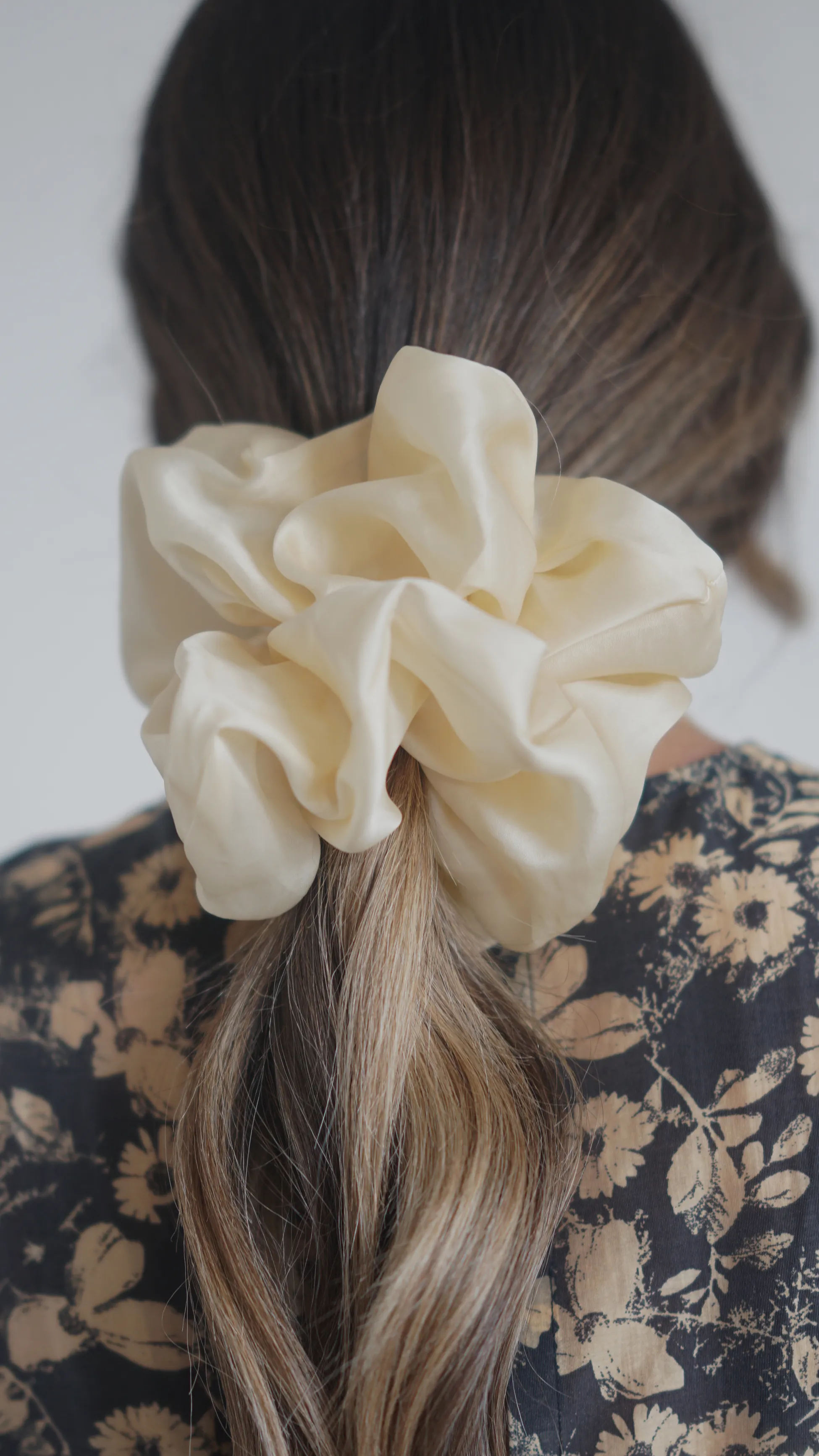 THE ALICE ORGANZA LARGE - PORCELAIN
