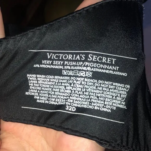 Victoria’s Secret Very Sexy Push Up Bra​​​​​​​​​​