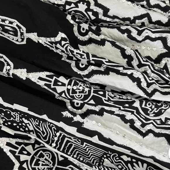 VINTAGE 90s Y2K Retro 50s Black and White Tribal Print Circle Skirt 28&quot; Waist