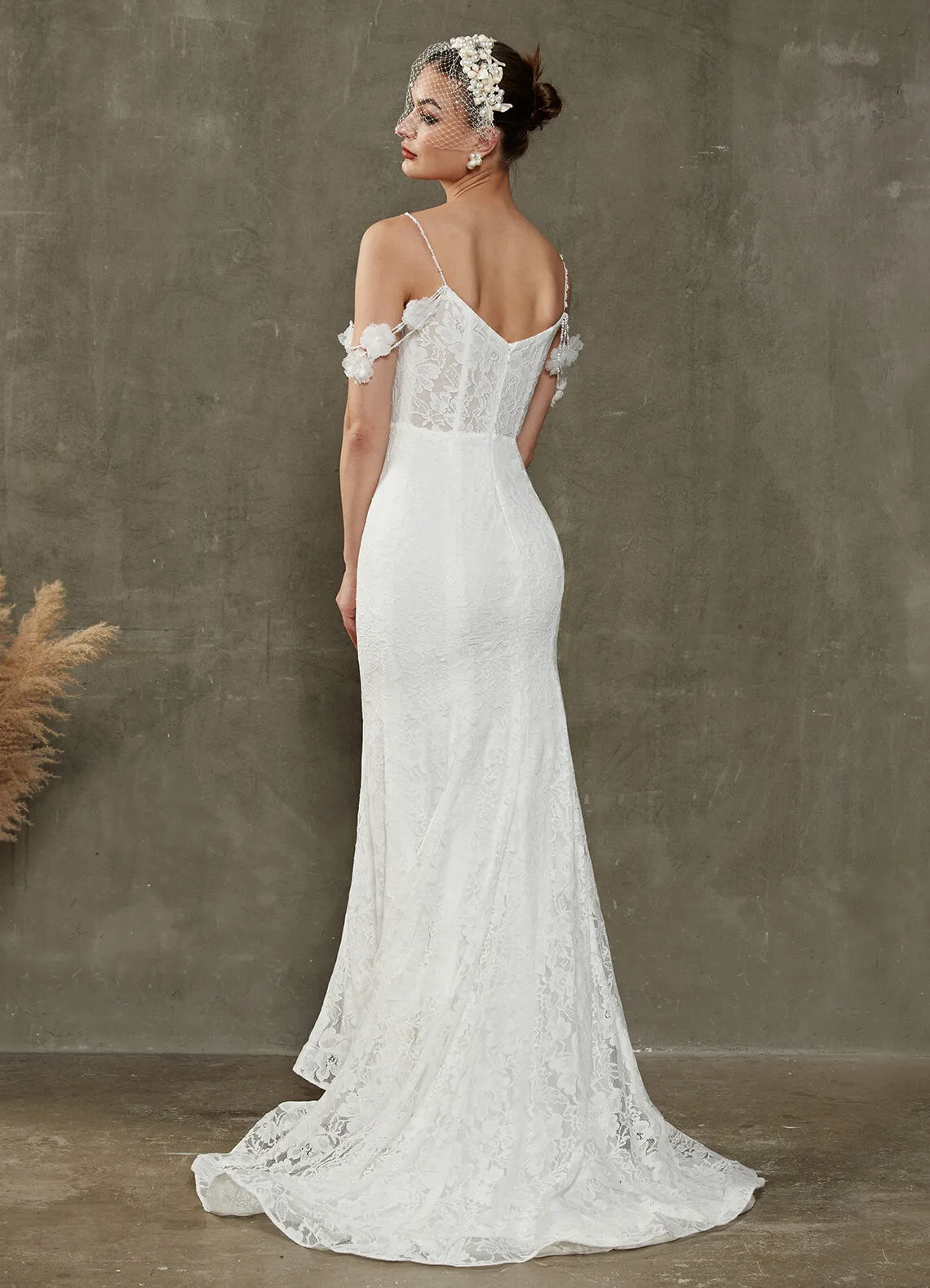 White Convertible Off-Shoulder Lace Mermaid Wedding Dress With Train