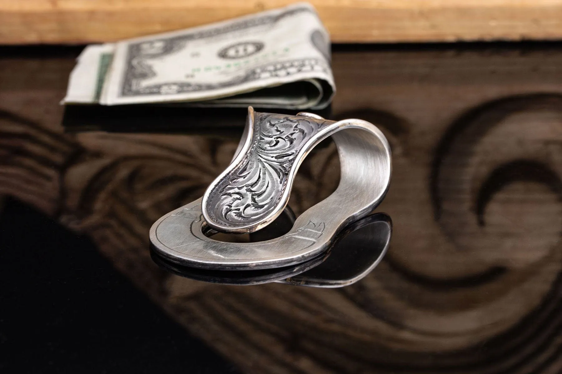 Wide Bend Money Clip w/Wire Edge