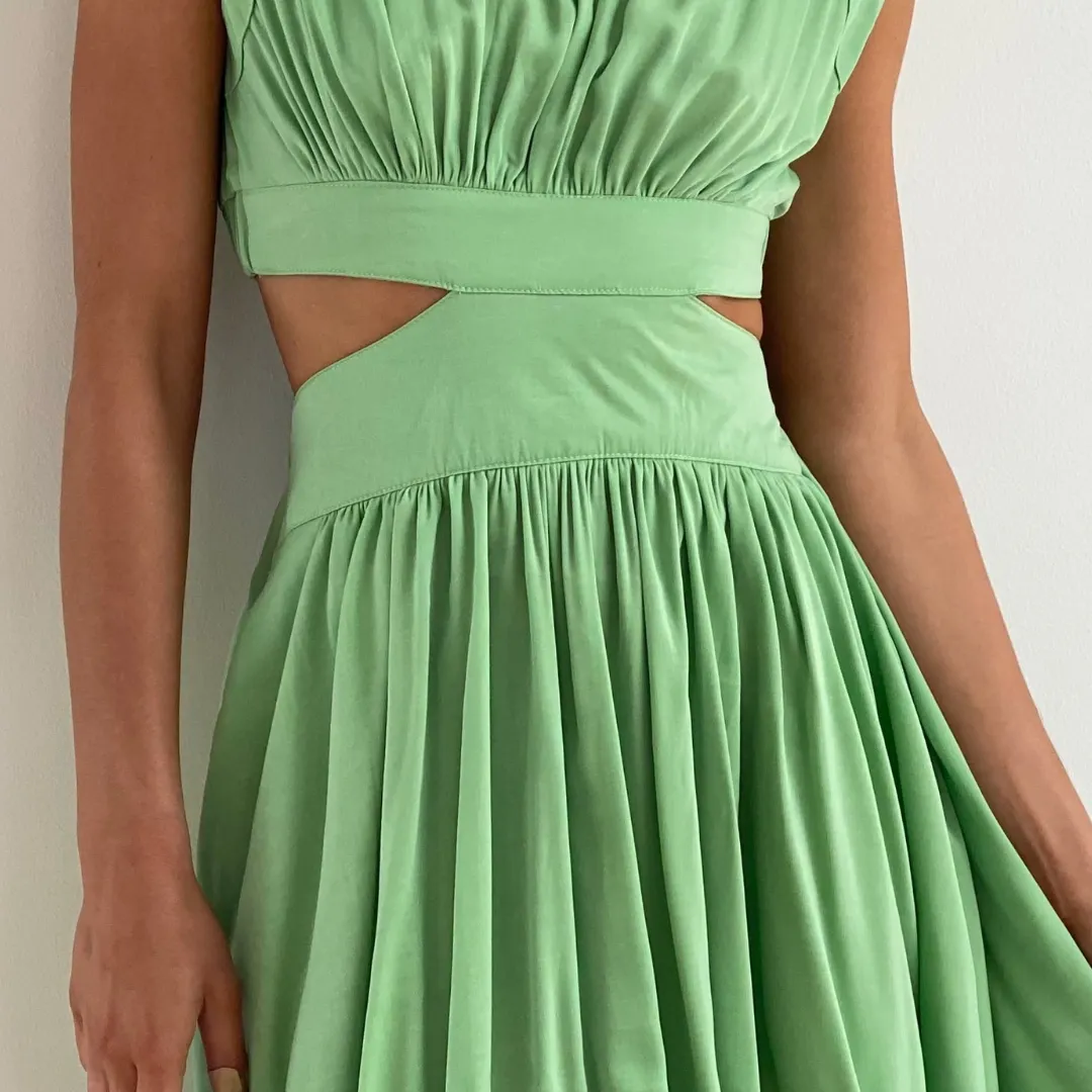 Women's Elegant High-Neck Pleated Detail Cutout Waist Dress | Midi